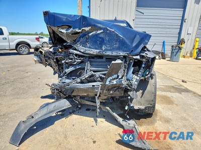 Piąte zdjęcie samochodu w środku: 2019 CADILLAC ESCALADE LUXURY VIN:1GYS4BKJ4KR296017 - miniatura