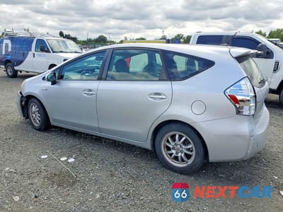 Drugie zdjęcie samochodu z przodu: 2012 TOYOTA PRIUS V THREE VIN:JTDZN3EU3C3132887 - miniatura