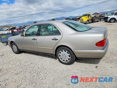 Drugie zdjęcie samochodu z przodu: 1998 MERCEDES-BENZ E 320 4MATIC VIN:WDBJF82F5WX007348 - miniatura