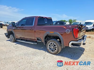 Drugie zdjęcie samochodu z przodu: 2024 GMC SIERRA K2500 SLE VIN:1GT59ME79RF375940 - miniatura