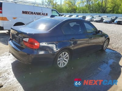 Trzecie zdjęcie samochodu z tyłu: 2007 BMW 328 XI VIN:WBAVC93557KX58999 - miniatura