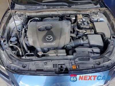 Zdjęcie 11 z 12 samochodu: 2018 MAZDA 3 TOURING VIN:3MZBN1L39JM235921 - miniatura