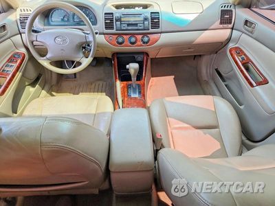 Zdjęcie 8 z 12 samochodu: 2003 TOYOTA CAMRY LE VIN:4T1BE32K23U704154 - miniatura