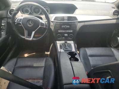 Zdjęcie 8 z 12 samochodu: 2014 MERCEDES-BENZ C 250 VIN:WDDGF4HB0EG206823 - miniatura
