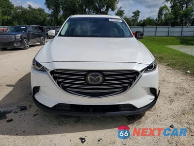Piąte zdjęcie samochodu w środku: 2018 MAZDA CX-9 TOURING VIN:JM3TCACY9J0227126 - miniatura