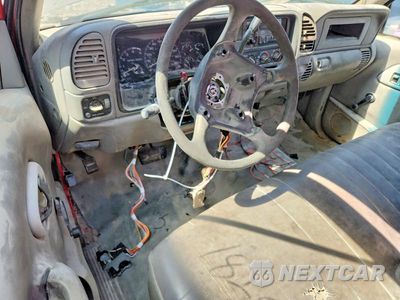 Zdjęcie 8 z 12 samochodu: 2001 CHEV GMT-400 C3500-HD VIN:3GBKC34F71M101734 - miniatura