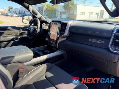 Zdjęcie 11 z 14 samochodu: 2026 RAM 1500 LARAMIE VIN:1C6SRFJP0TN250043 - miniatura