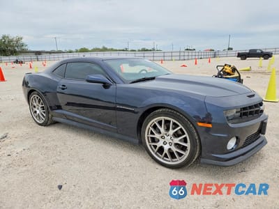 Czwarte zdjęcie samochodu z boku: 2013 CHEVROLET CAMARO 2SS VIN:2G1FK1EJ4D9176503 - miniatura