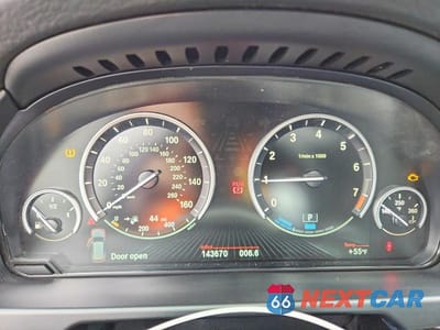 Zdjęcie 9 z 13 samochodu: 2016 BMW X5 XDR40E VIN:5UXKT0C59G0S74751 - miniatura