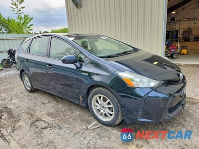 Czwarte zdjęcie samochodu z boku: 2017 TOYOTA PRIUS V TWO VIN:JTDZN3EU2HJ066481 - miniatura