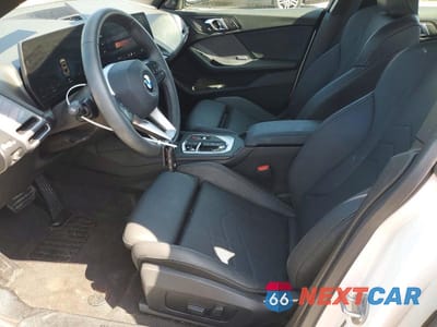 Zdjęcie 7 z 12 samochodu: 2026 BMW 228 VIN:WBA83GG01T7U40312 - miniatura