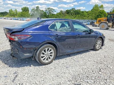 Trzecie zdjęcie samochodu z tyłu: 2021 TOYOTA CAMRY LE VIN:4T1R11AK7MU519020 - miniatura