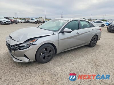 2021 HYUNDAI ELANTRA SEL 5NPLM4AGXMH009558 - główne zdjęcie licytacji z USA - miniatura