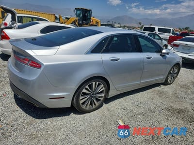 Trzecie zdjęcie samochodu z tyłu: 2017 LINCOLN MKZ RESERVE VIN:3LN6L5FC5HR613982 - miniatura