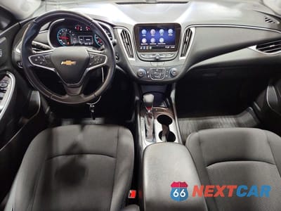Zdjęcie 8 z 12 samochodu: 2021 CHEVROLET MALIBU RS VIN:1G1ZG5ST3MF012369 - miniatura