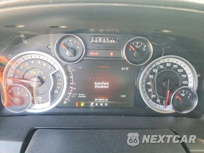 Zdjęcie 9 z 13 samochodu: 2018 RAM 1500 LARAMIE VIN:1C6RR6VT0JS123345 - miniatura
