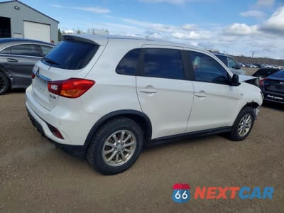 Trzecie zdjęcie samochodu z tyłu: 2018 MITSUBISHI RVR SE VIN:JA4AJ3AU4JU601372 - miniatura