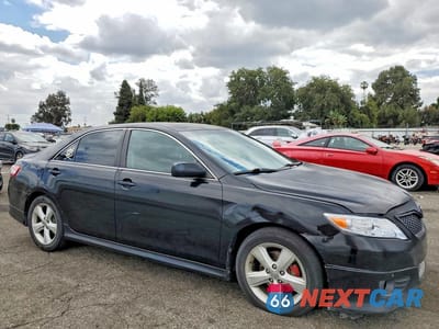 Czwarte zdjęcie samochodu z boku: 2010 TOYOTA CAMRY SE VIN:4T1BF3EK2AU516854 - miniatura