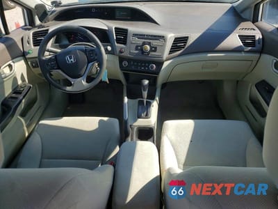 Zdjęcie 8 z 12 samochodu: 2012 HONDA CIVIC LX VIN:19XFB2F56CE072559 - miniatura