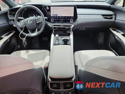 Zdjęcie 8 z 13 samochodu: 2024 LEXUS RX 350 PREMIUM+ VIN:2T2BAMCA3RC077252 - miniatura