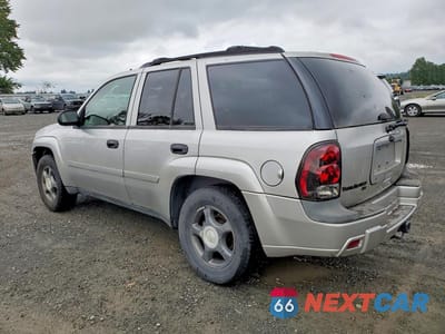 Drugie zdjęcie samochodu z przodu: 2006 CHEVROLET TRAILBLAZER LS VIN:1GNDT13S262334384 - miniatura