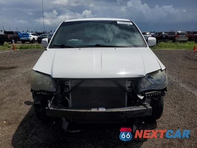 Piąte zdjęcie samochodu w środku: 2015 DODGE GRAND CARAVAN SE VIN:2C4RDGBG6FR704748 - miniatura