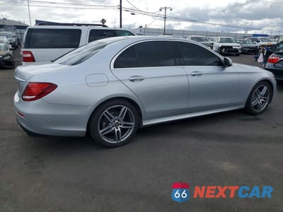 Trzecie zdjęcie samochodu z tyłu: 2018 MERCEDES-BENZ E 300 VIN:WDDZF4JB7JA431563 - miniatura
