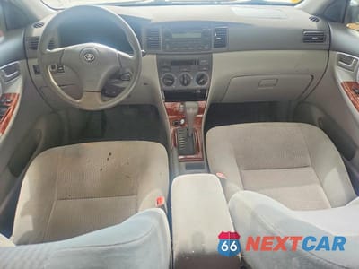 Zdjęcie 8 z 13 samochodu: 2006 TOYOTA COROLLA LE VIN:1NXBR32E96Z571654 - miniatura