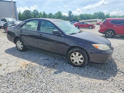 Czwarte zdjęcie samochodu z boku: 2004 TOYOTA CAMRY LE VIN:4T1BE32K34U937655 - miniatura