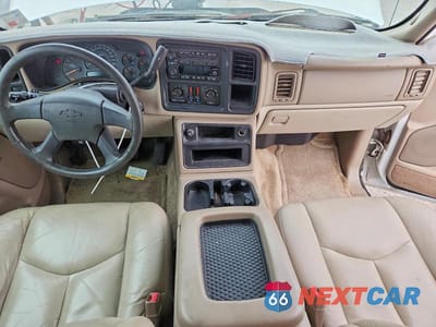 Zdjęcie 8 z 13 samochodu: 2003 CHEVROLET SUBURBAN C1500 VIN:3GNEC16Z23G155519 - miniatura