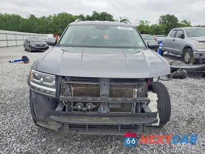 Piąte zdjęcie samochodu w środku: 2019 VOLKSWAGEN ATLAS SE VIN:1V2WR2CA3KC532715 - miniatura