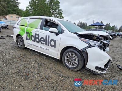 Czwarte zdjęcie samochodu z boku: 2025 TOYOTA SIENNA LE VIN:5TDKRKEC6SS240568 - miniatura