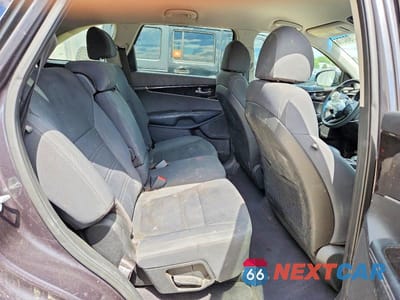 Zdjęcie 11 z 13 samochodu: 2018 KIA SORENTO LX V6 VIN:5XYPG4A56JG376130 - miniatura