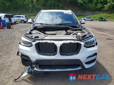Piąte zdjęcie samochodu w środku: 2019 BMW X3 SDRIVE30I VIN:5UXTR7C51KLR44103 - miniatura