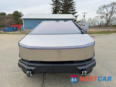 Zdjęcie 14 z 14 samochodu: 2024 TESLA CYBERTRUCK VIN:7G2CEHEE3RA048554 - miniatura