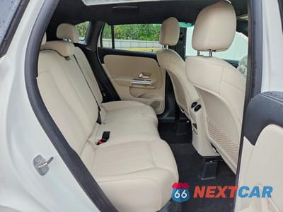 Zdjęcie 10 z 13 samochodu: 2025 MERCEDES-BENZ GLA 250 VIN:W1N4N4GB0SJ697161 - miniatura