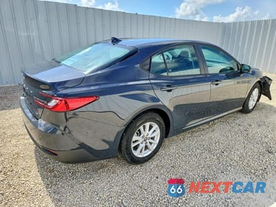 Trzecie zdjęcie samochodu z tyłu: 2025 TOYOTA CAMRY LE VIN:4T1DAACK9SU014195 - miniatura