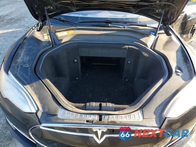 Zdjęcie 11 z 12 samochodu: 2014 TESLA MODEL S VIN:5YJSA1H17EFP30635 - miniatura
