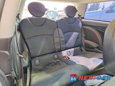 Zdjęcie 10 z 13 samochodu: 2010 MINI COOPER S VIN:WMWMF7C53ATZ73127 - miniatura