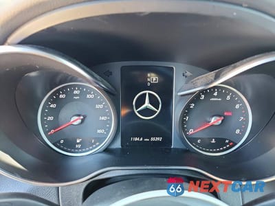 Zdjęcie 9 z 13 samochodu: 2021 MERCEDES-BENZ GLC 300 VIN:W1N0G8DB9MV285210 - miniatura