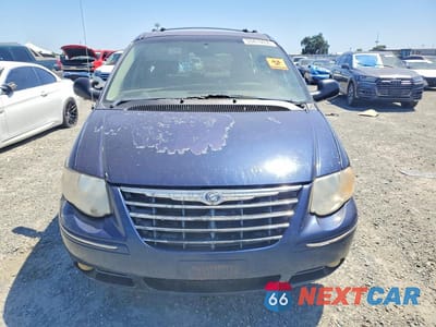 Piąte zdjęcie samochodu w środku: 2005 CHRYSLER TOWN & COUNTRY LIMITED VIN:2C4GP64L25R512826 - miniatura