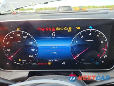Zdjęcie 9 z 14 samochodu: 2023 MERCEDES-BENZ GLC 300 4MATIC VIN:W1NKM4HB8PU020275 - miniatura