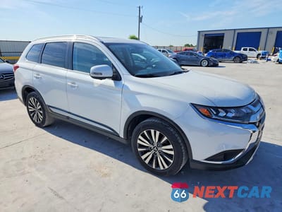 Czwarte zdjęcie samochodu z boku: 2019 MITSUBISHI OUTLANDER SE VIN:JA4AD3A34KZ007710 - miniatura