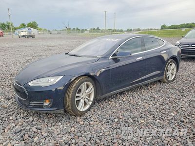2013 TESLA MODEL S 5YJSA1CG9DFP17248 - główne zdjęcie licytacji z USA - miniatura
