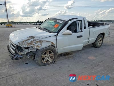 2011 DODGE DAKOTA SLT 1D7RE3BK4BS522670 - główne zdjęcie licytacji z USA - miniatura
