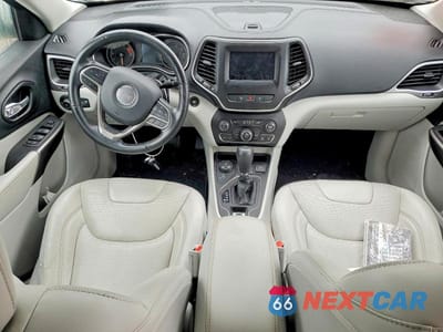 Zdjęcie 8 z 13 samochodu: 2021 JEEP CHEROKEE LATITUDE LUX VIN:1C4PJMMX0MD158279 - miniatura