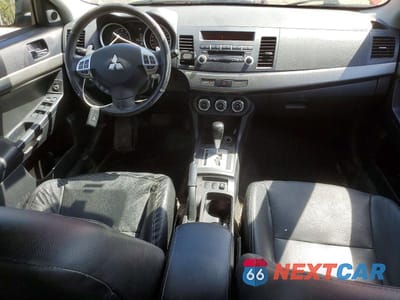 Zdjęcie 8 z 12 samochodu: 2013 MITSUBISHI LANCER SE VIN:JA32V2FW2DU601845 - miniatura