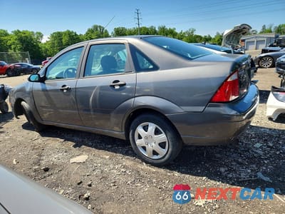 Drugie zdjęcie samochodu z przodu: 2005 FORD FOCUS ZX4 VIN:1FAFP34N15W140937 - miniatura