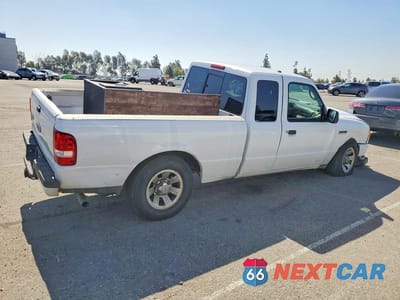 Trzecie zdjęcie samochodu z tyłu: 2011 FORD RANGER SUPER CAB VIN:1FTLR4EE5BPA31544 - miniatura