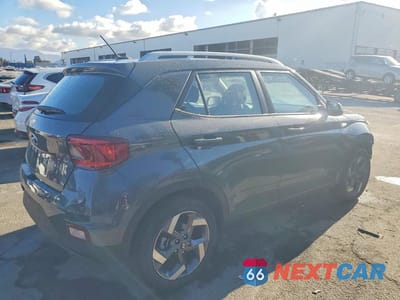 Trzecie zdjęcie samochodu z tyłu: 2026 HYUNDAI VENUE SEL VIN:KMHRC8A31TU454501 - miniatura